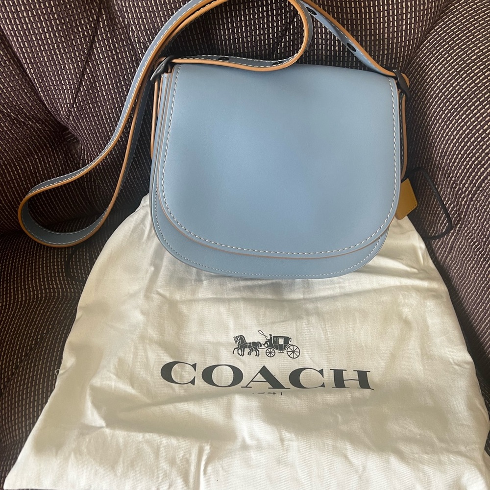 Coach 1941 Saddle 23 in Glovetanned Leather Cornflower Blue Crossbody Bag Used